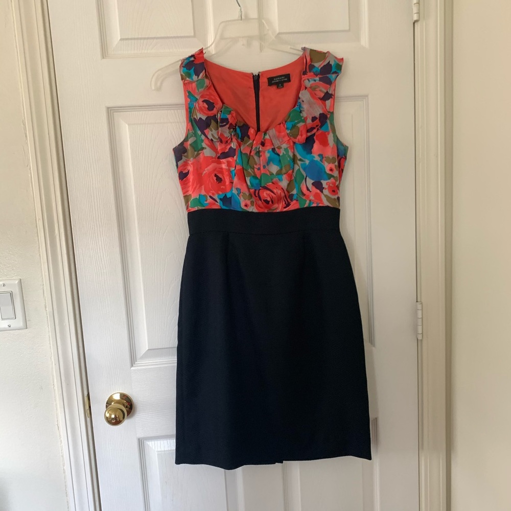 Cute spring dress!